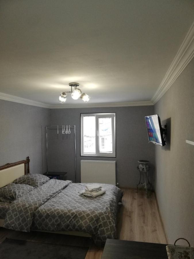 Lamara Apartment Tbilisi Buitenkant foto
